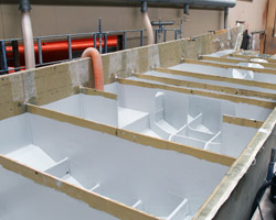 Węglowa wręga łodzi patrolowej formowana infuzyjnie - etap początkowy