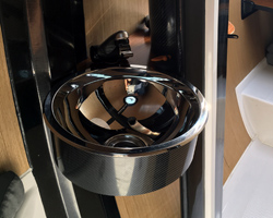 Umywalka z wodą zaburtową