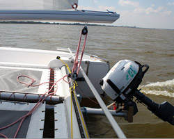 Belka rufowa - pantograf silnika